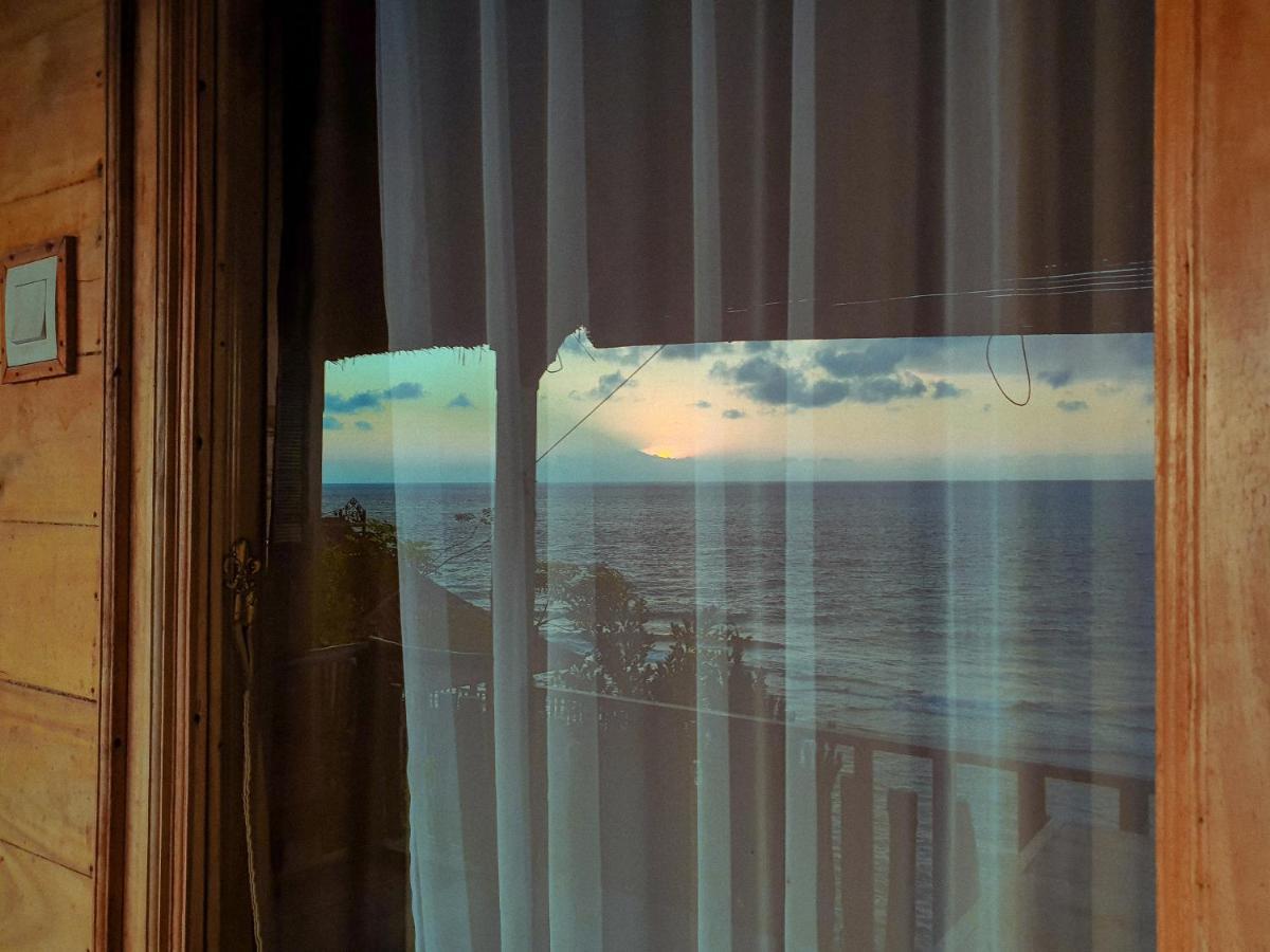 Malibu Huts Hotell Semaya Exteriör bild