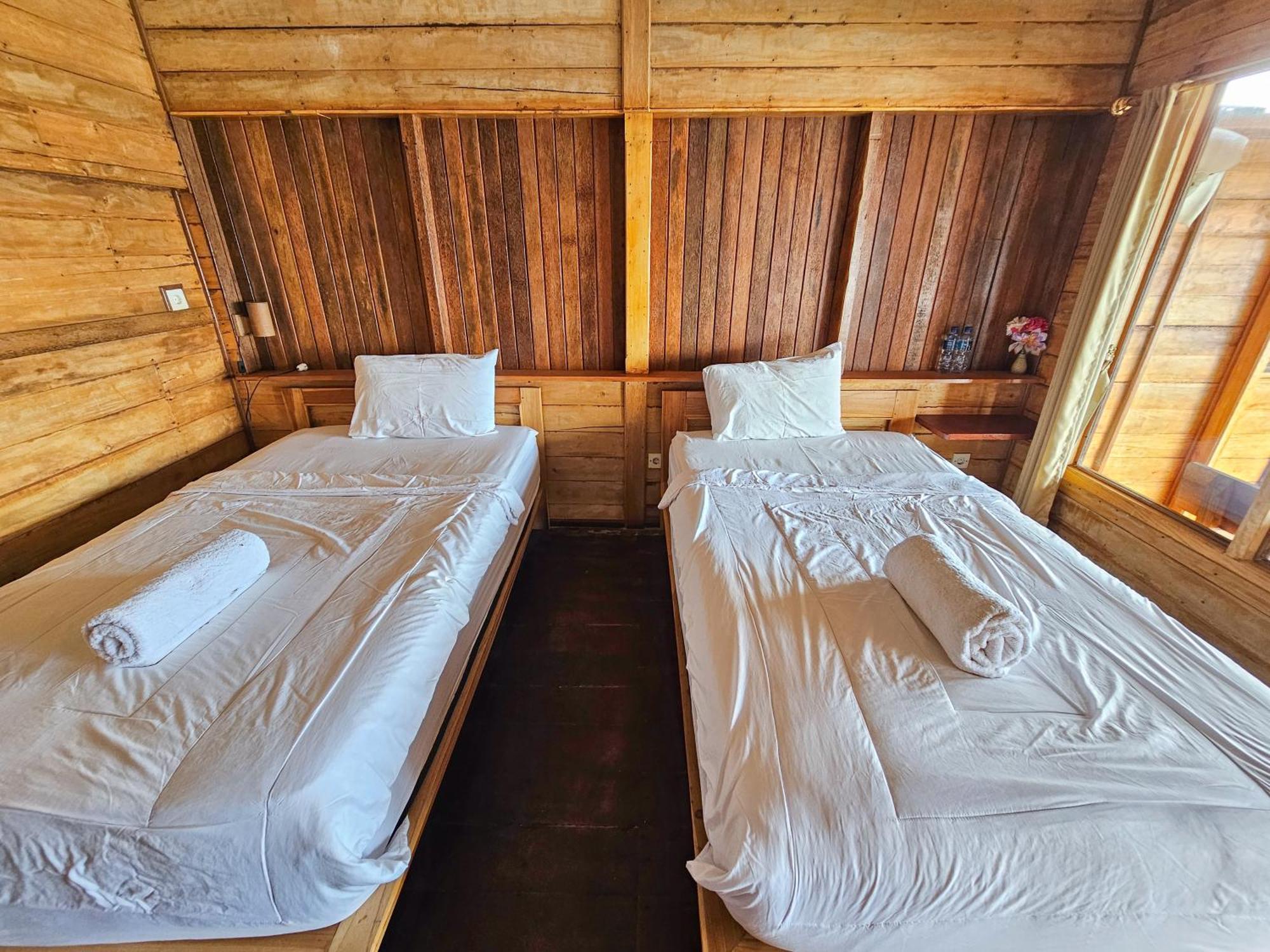 Malibu Huts Hotell Semaya Exteriör bild